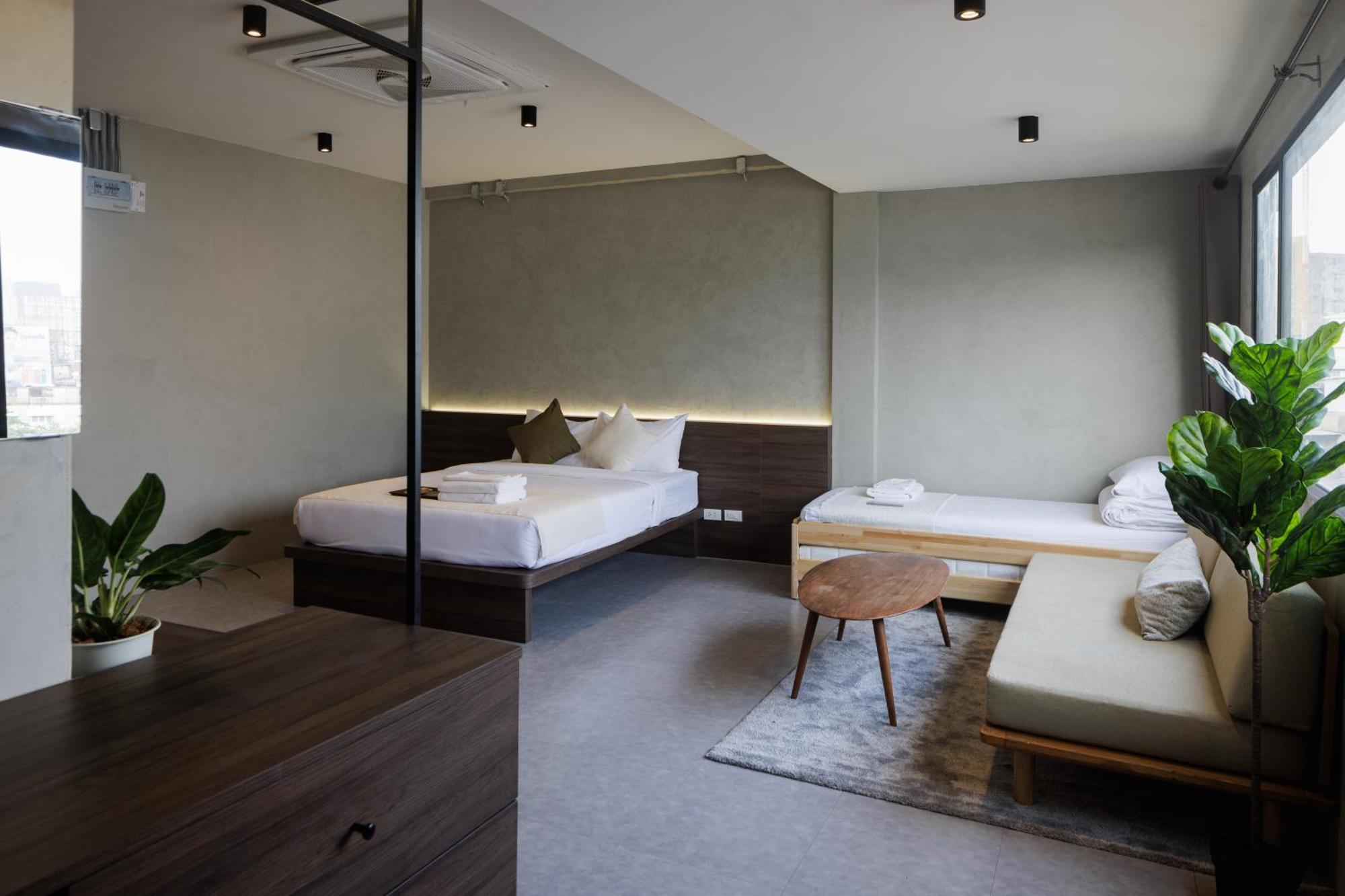 C'House Bangkok Hostel Ngoại thất bức ảnh