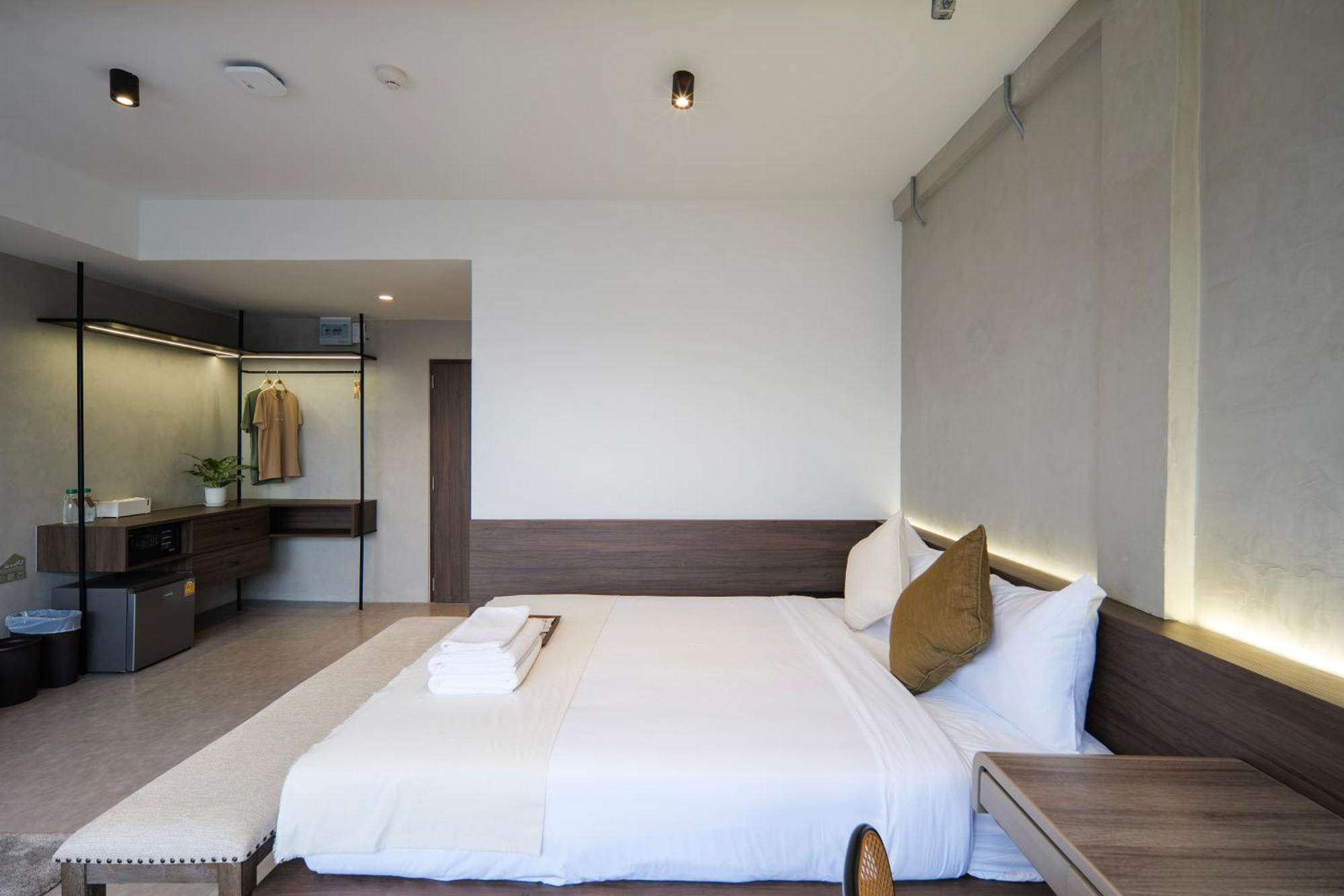 C'House Bangkok Hostel Ngoại thất bức ảnh