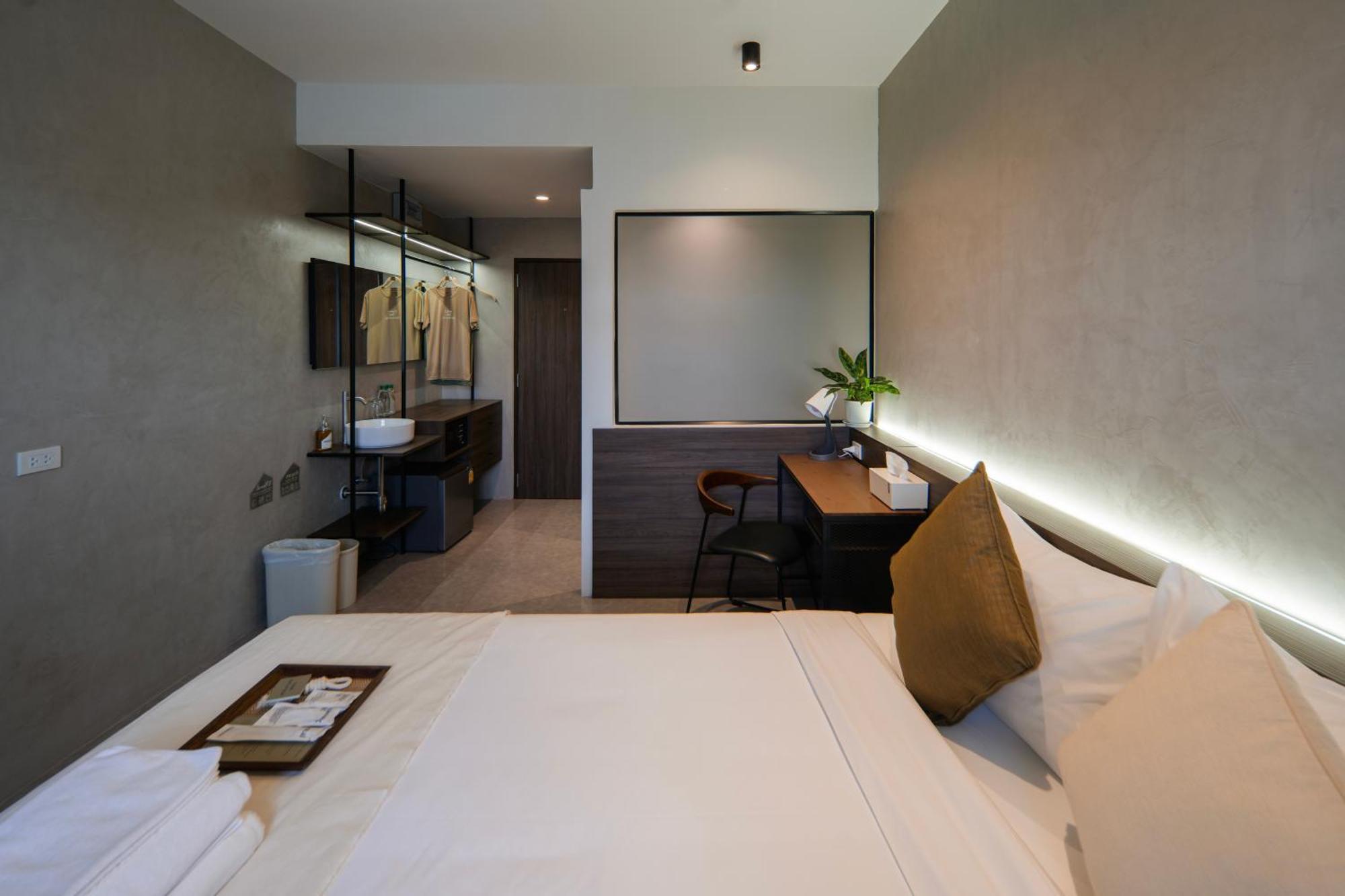 C'House Bangkok Hostel Ngoại thất bức ảnh