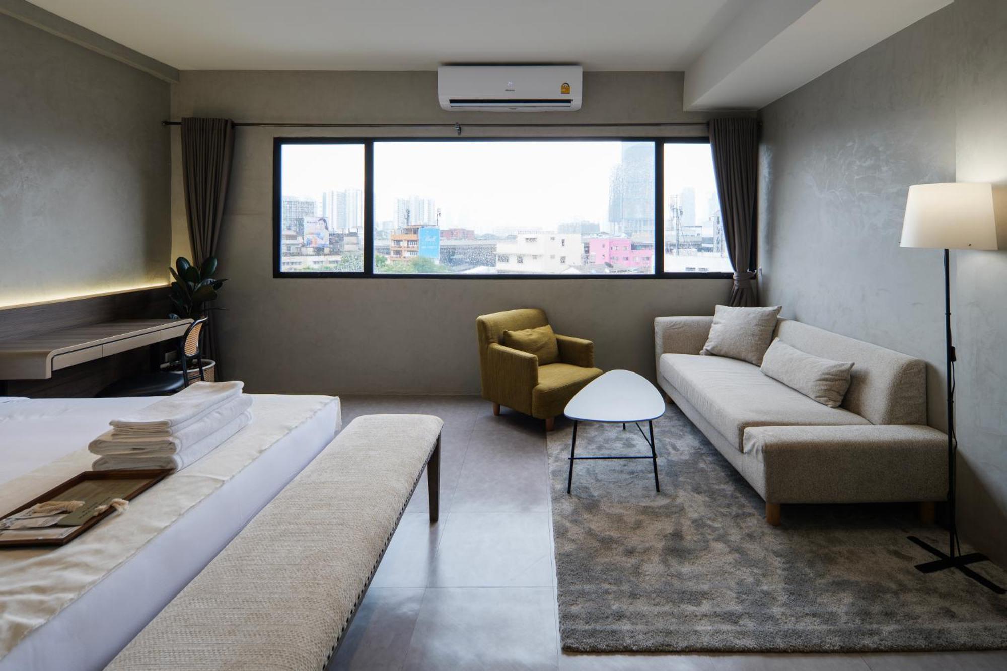 C'House Bangkok Hostel Ngoại thất bức ảnh
