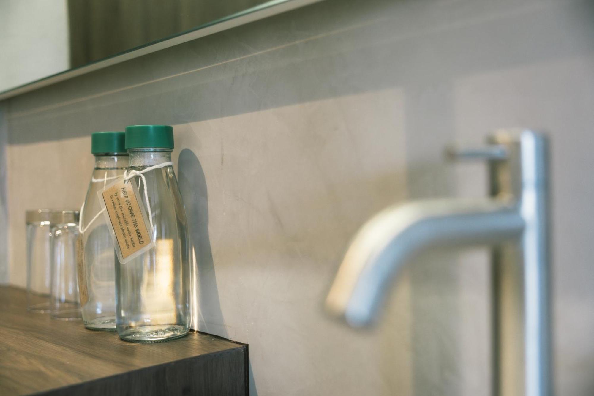 C'House Bangkok Hostel Ngoại thất bức ảnh