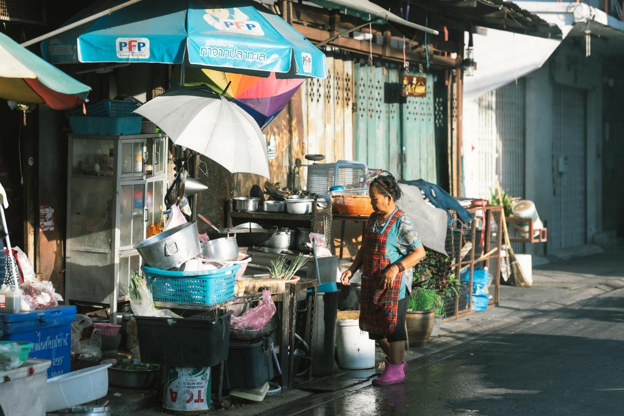 C'House Bangkok Hostel Ngoại thất bức ảnh